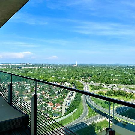 Luxury Penthouse I Rooftop Pool I Self Check-In Βιέννη Εξωτερικό φωτογραφία