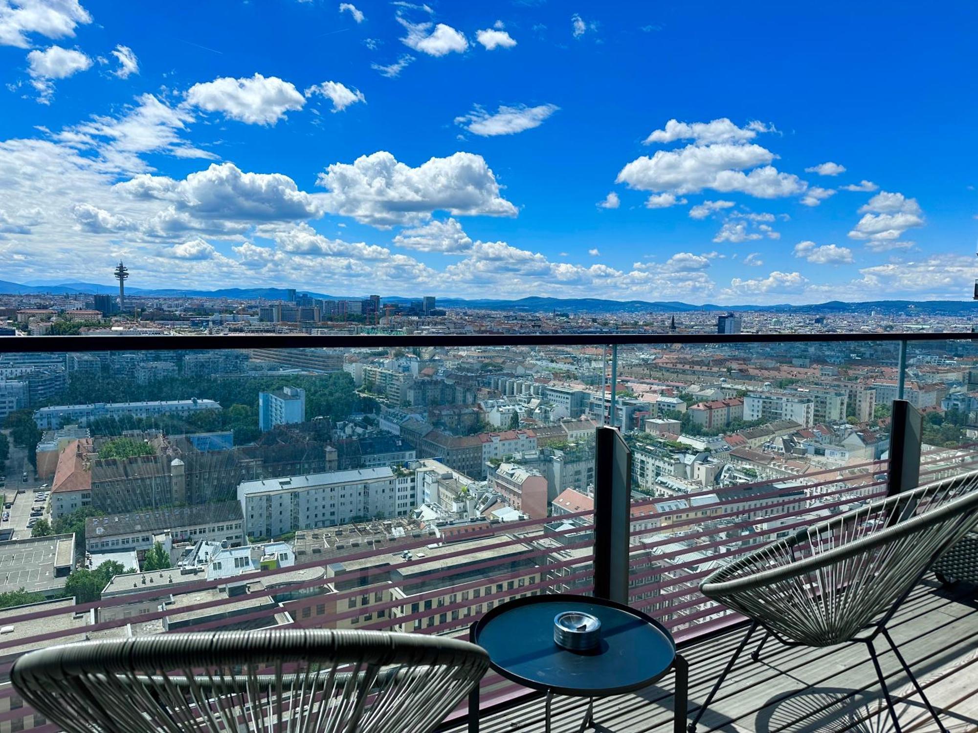 Luxury Penthouse I Rooftop Pool I Self Check-In Βιέννη Εξωτερικό φωτογραφία